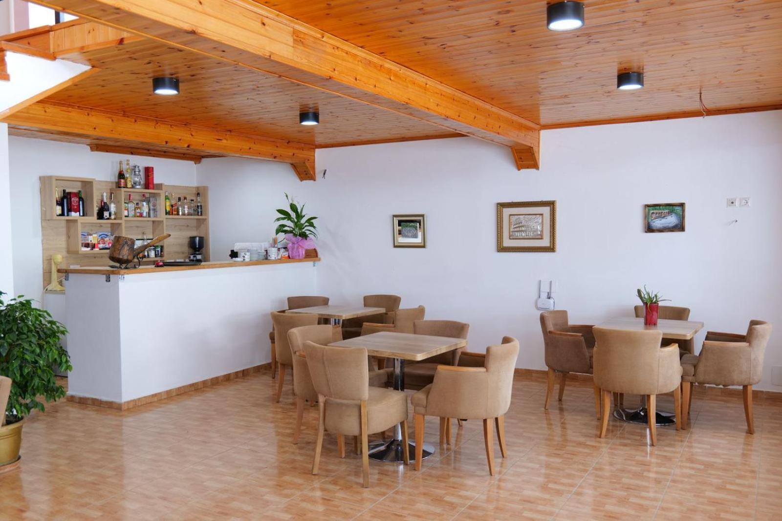 Hotel Eden Sarandë 외부 사진