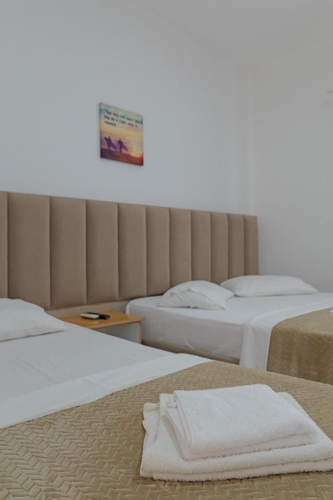 Hotel Eden Sarandë 외부 사진